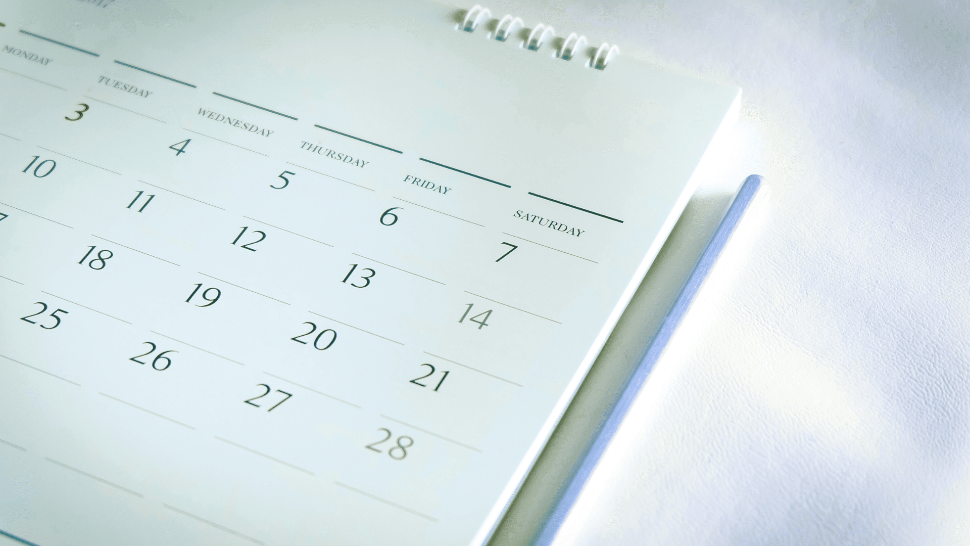 An image of a calendar that a small business owner is using to help with their tax planning strategy.